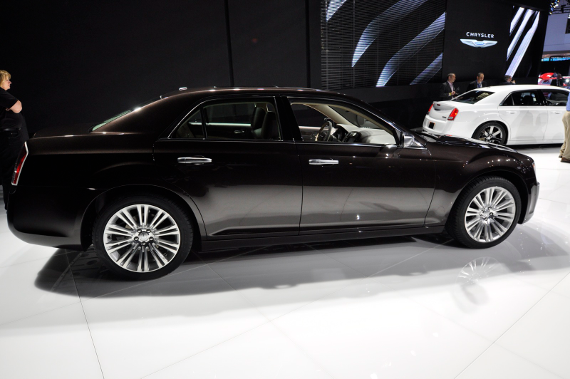 Illustration for article titled 2012 Chrysler 300 in all its flavors